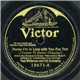 Paul Whiteman And His Orchestra - Honey I'm In Love With You / Charleston